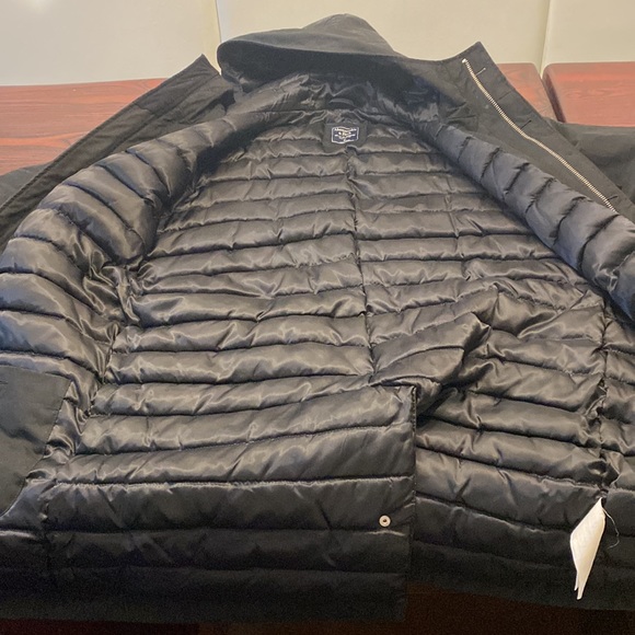 Black - Picture 3 of 4